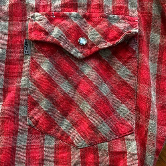 Vintage Levi’s Sutter Creek Plaid Flannel Button Up - Picture 4 of 11